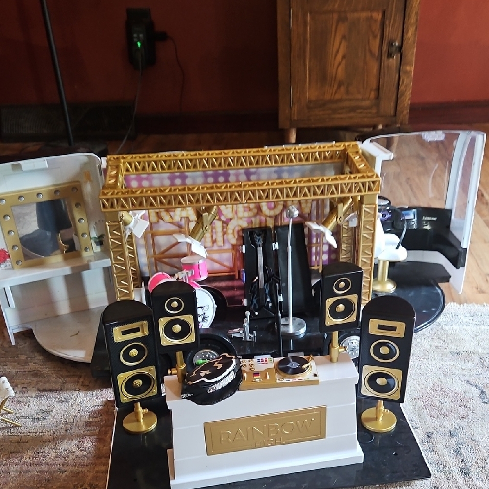 Rainbow DJ Playset with Gold and Black Accents